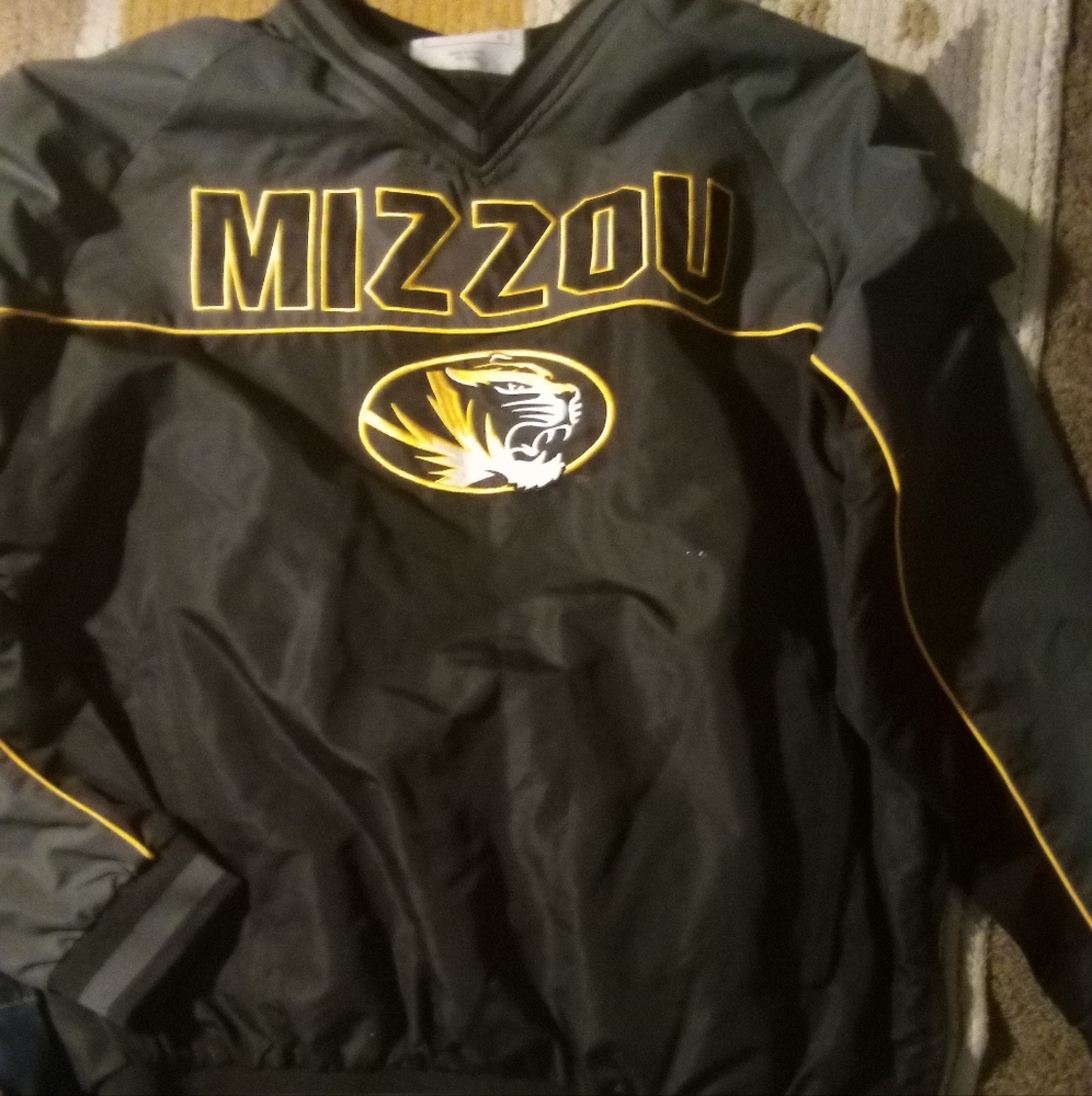 Mizzou long sleeve pullover windbreaker